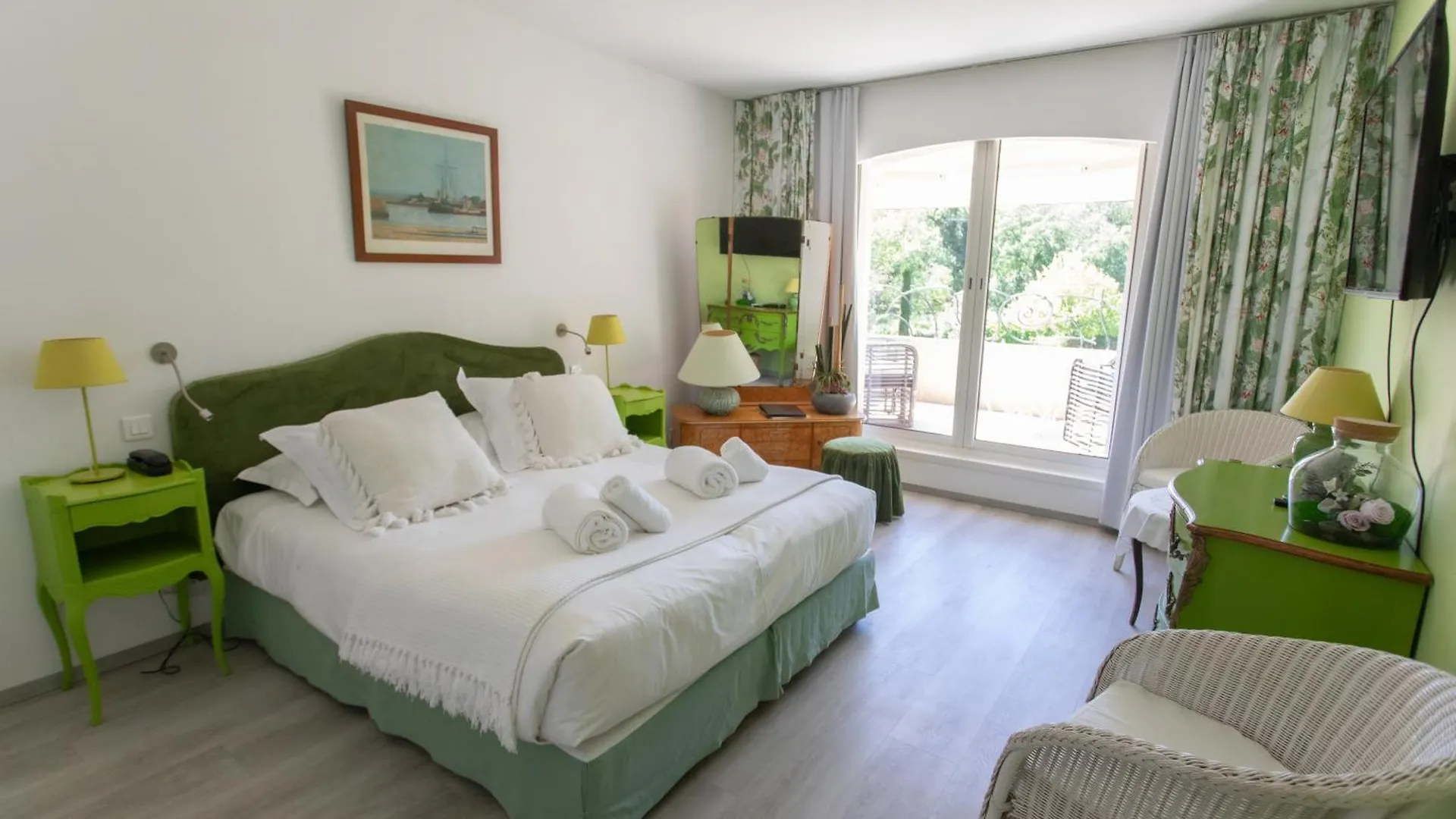 Hotel Le Verger Maelvi Grimaud