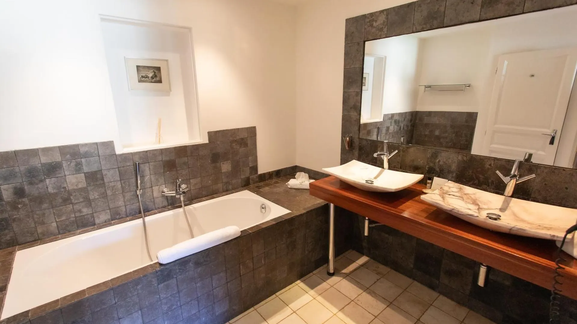 Hotel Le Verger Maelvi Grimaud