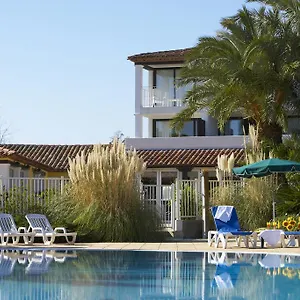 Aparthotel Sowell Family Port